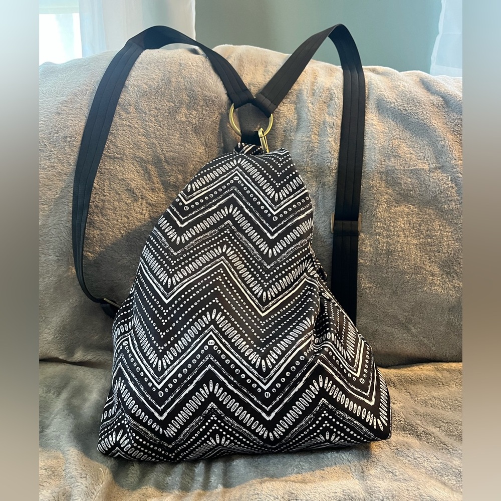 Sling back pack